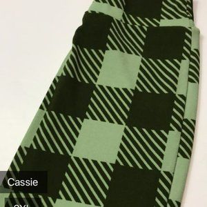 2X LuLaRoe Cassie Skirt
